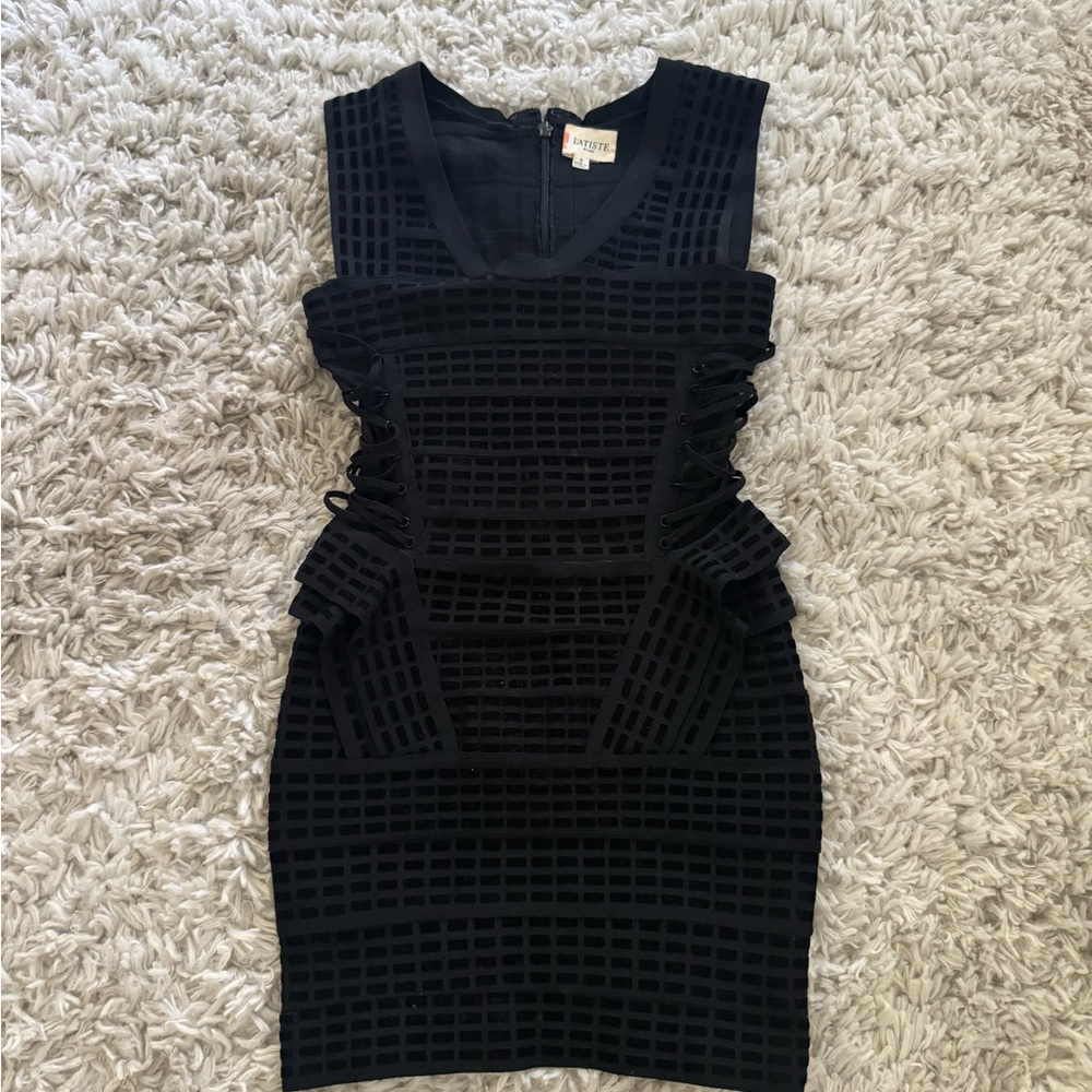 L'ATISTE Black Textured Mini Dress